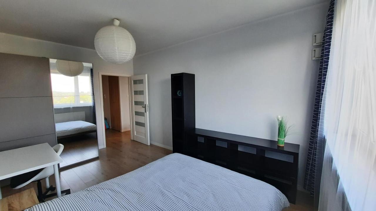 Ursa - Wygodny Apartament I Bezplatny Parking Na Miejscu Appartement Warschau Buitenkant foto