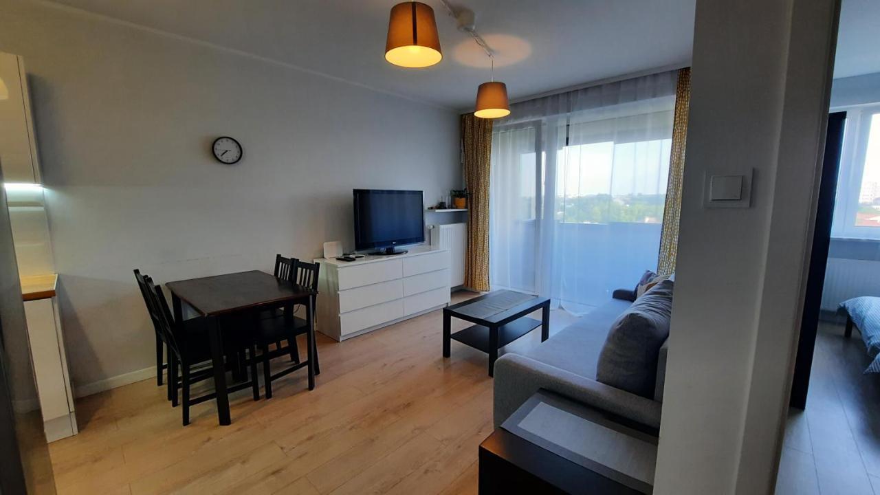 Ursa - Wygodny Apartament I Bezplatny Parking Na Miejscu Appartement Warschau Buitenkant foto